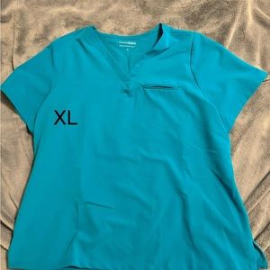 Pacific blue mandala scrub set